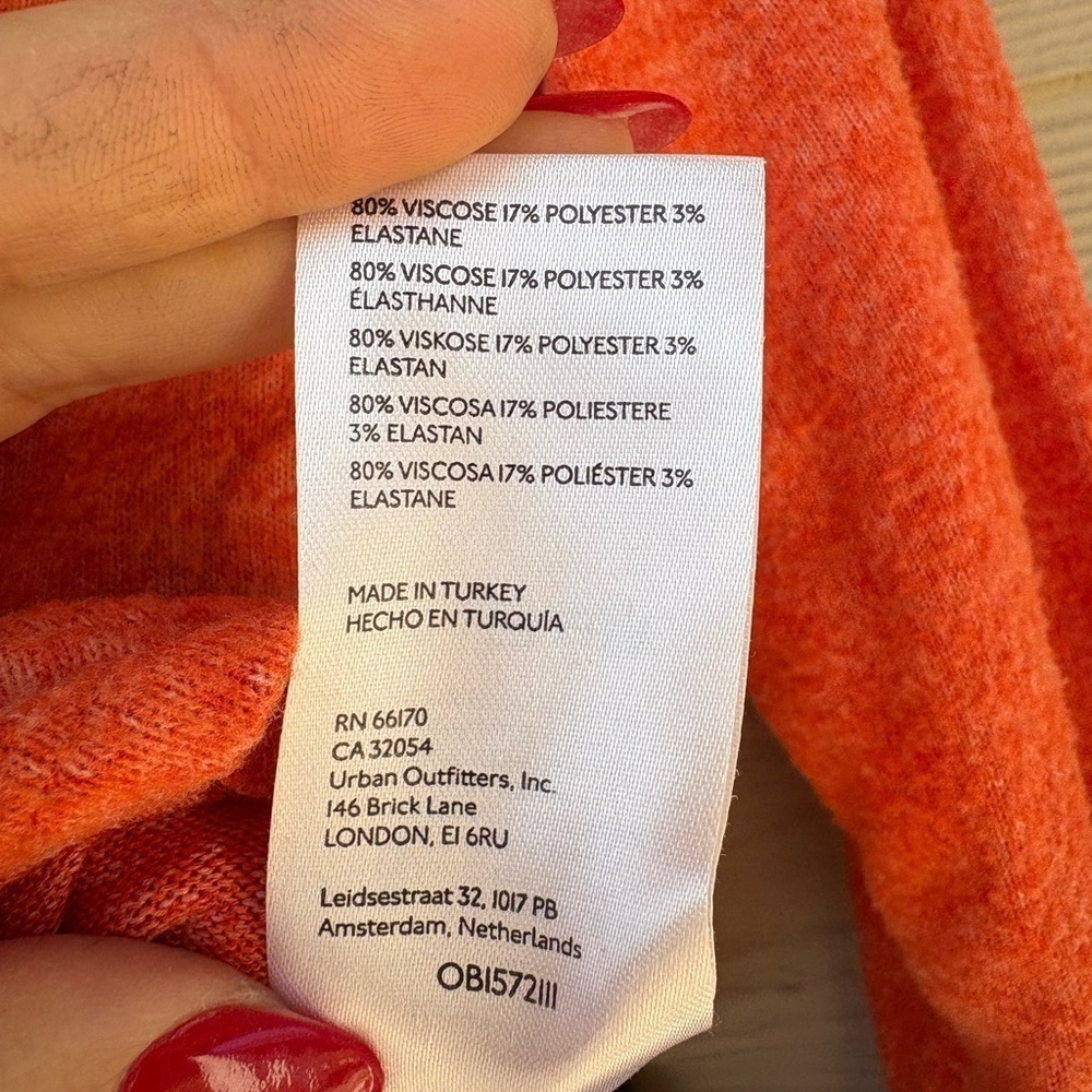 Anthropologie Cropped Turtleneck color orange sz LP - Picture 7 of 7